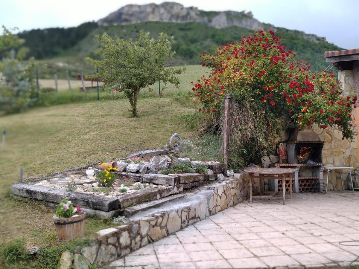 Casa Las Ninas Quintanahedo Екстериор снимка