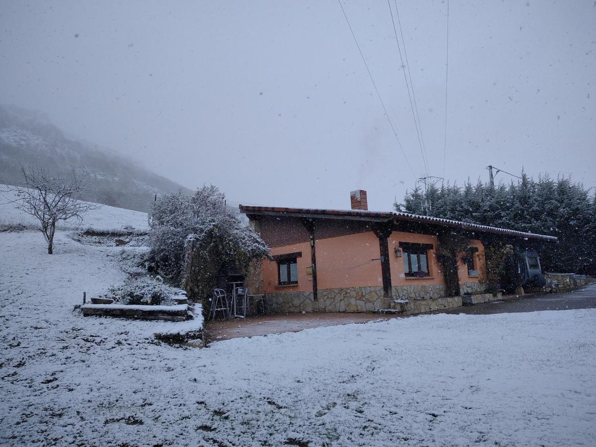 Casa Las Ninas Quintanahedo Екстериор снимка