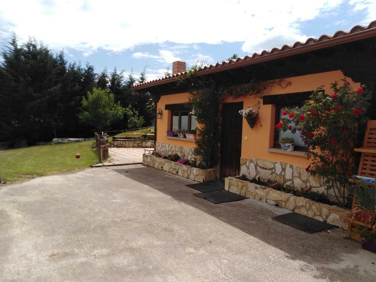 Casa Las Ninas Quintanahedo Екстериор снимка