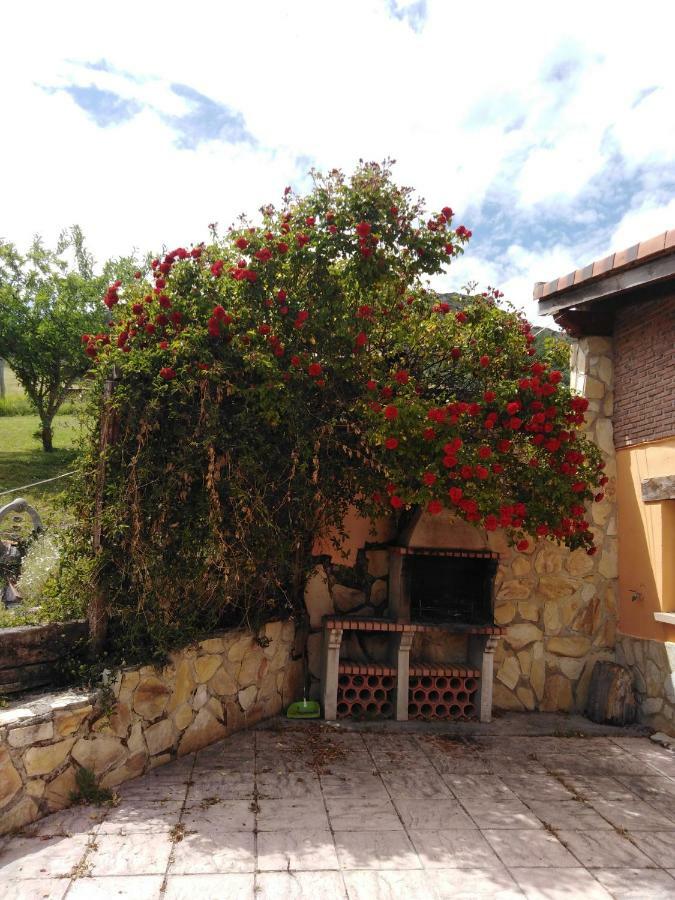 Casa Las Ninas Quintanahedo Екстериор снимка